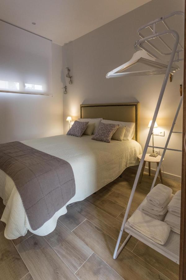 Tria Nomina Apartamentos Turisticos メリダ エクステリア 写真